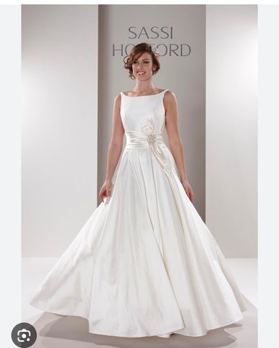 Sassi holford beatrice - sassi, “beatrice”