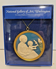 Della Robbia: Madonna and