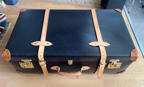 Globe trotter large - 32”, dark