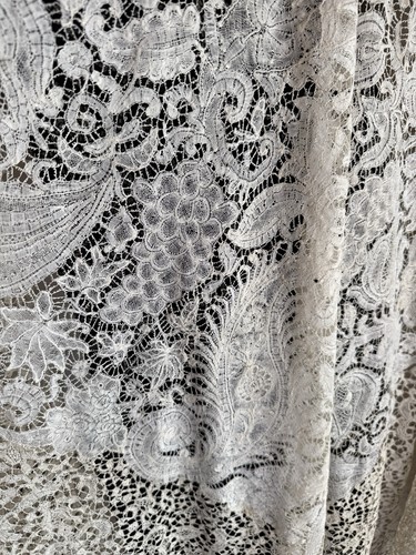 Antique historical 18thc - antique,
