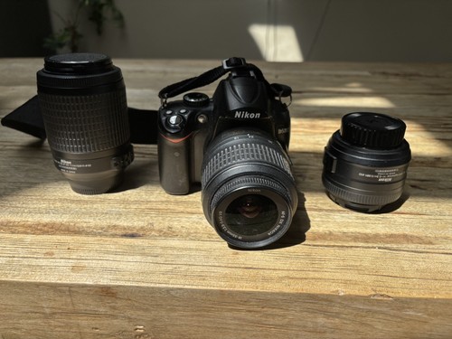 Nikon d5000 3 - lenses,,
