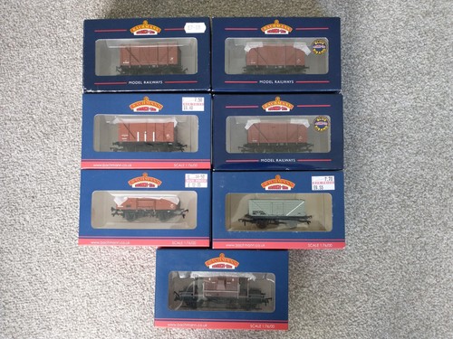 Bachmann freight wagons job - bachmann,