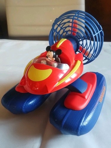 Disney hovercraft mouse gadget