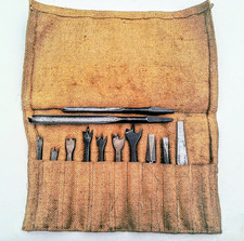 VINTAGE CARPENTERS CENTRE