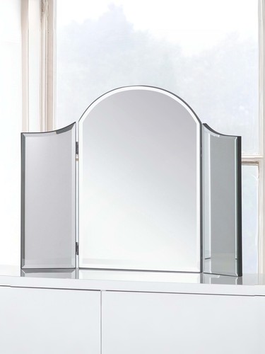 Julian bowen canto curved - julian,