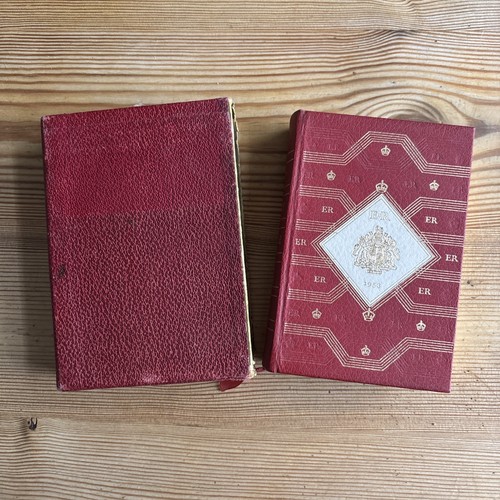 The oxford miniature - the,