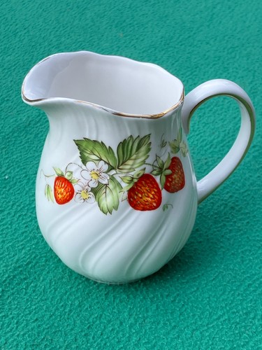 Queens virginia strawberry - virginia,