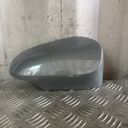 Toyota auris wing mirror - auris,