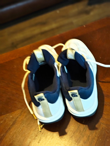 New balance cricket shoe brand - new,