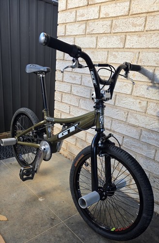 Bmx show bike - gt,