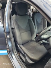 Renault Clio MK4 Front Seat Driver Side Cloth 2013 - 2019 (Damage)