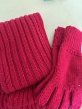 Zara scarf and gloves set