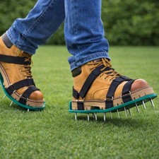 4.2cm Spikes Pair Lawn Garden