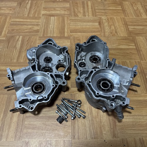 Crank cases crankcases - crank,