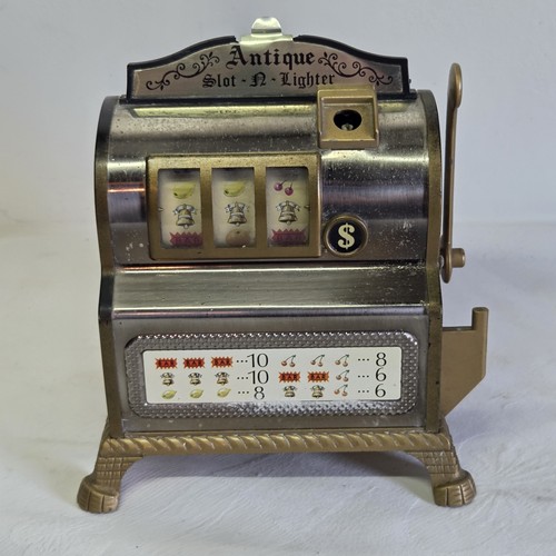 02m19 old collectible - collectible, table