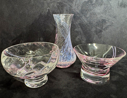 Unmarked art glass - art, decorative