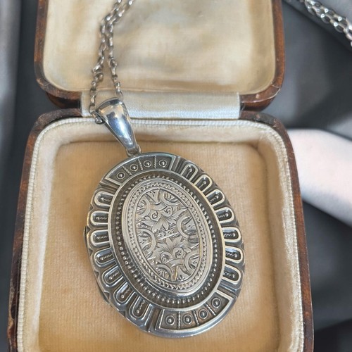 Stunning large antique - stunning,