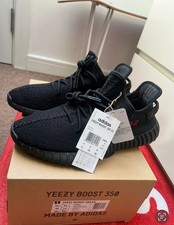 YEEZY BOOST 350 V2 BLACK/RED