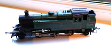 triang BR 2-6-2 tank locomotive . green livery very good