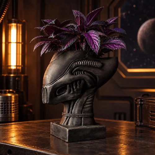 Xenophyte alien head planter - xenophyte,