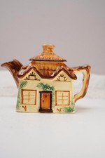 Keele St. Pottery cottage