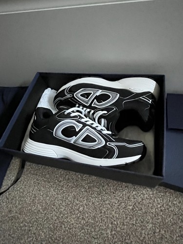 Dior b30 size - 8, black/white
