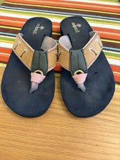 Margaritaville Women’s 7 Breezy Flip Flops Palm Trees Pink Trim Black Rubber