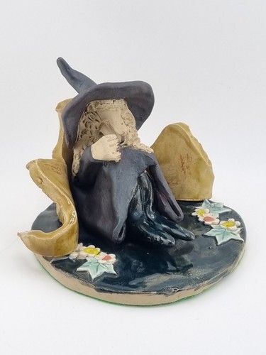 Studio pottery witch - studio, figurine