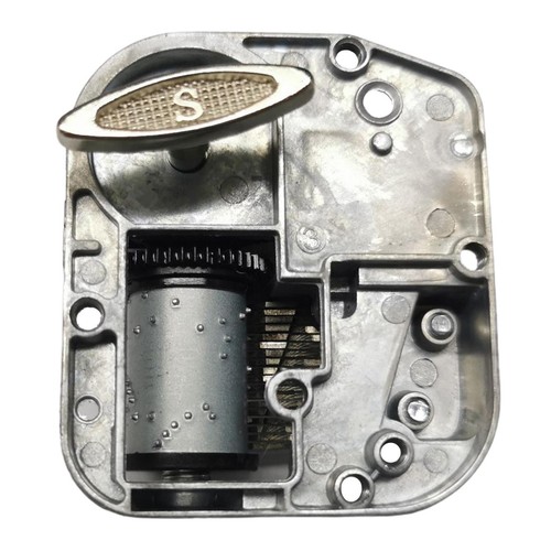 Wind music box movement - wind, up