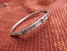 Lovely Modest Tulip Design 925 Silver Bangle Bracelet Birmingham Hallmark 19.9g