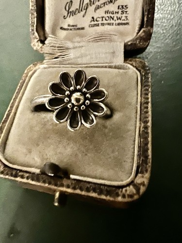 Retired pandora oopsie daisy - retired, "oopsie