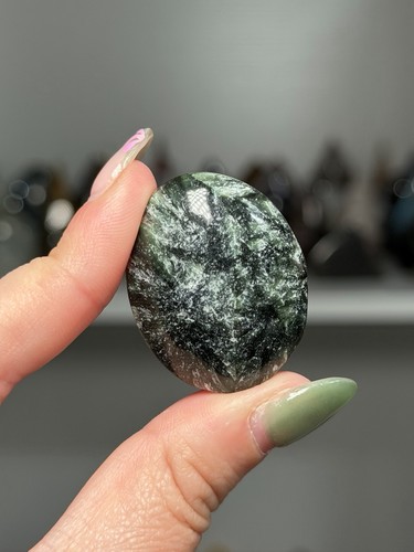 Rare seraphinite small - rare,
