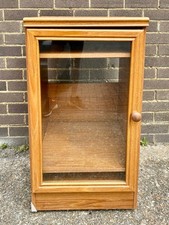 homeworthy furniture 19 inch