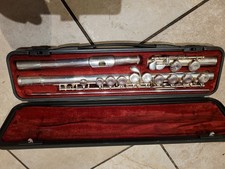 Yamaha YFL-211S Flute with