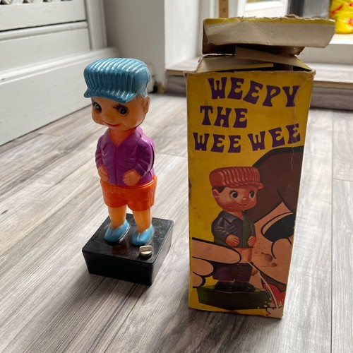 Weepy the wee wee complete