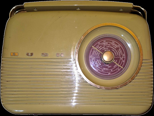 Bush tr82 portable - bush, radio