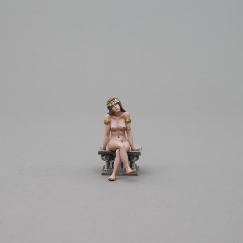 Thomas gunn miniatures nymph - thomas,
