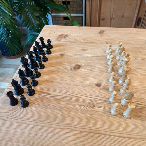 Classic wooden staunton chess - classic,