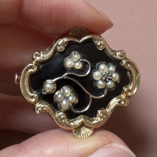 Early victorian gold mourning - early,