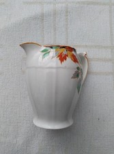 Alfred Meakin, Garrick Design, tall jug / pitcher, rare find in lovely condition
