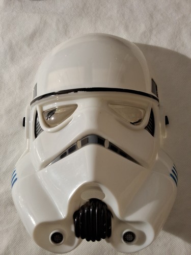 Star wars stormtrooper helmet - star,