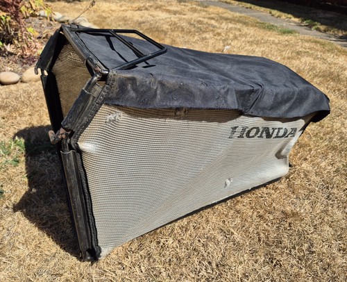 Honda hrx537 lawnmower - honda,