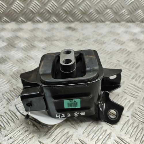 Kia stonic left - yb, engine