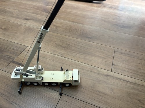 Model grove crane 5160 - grove,