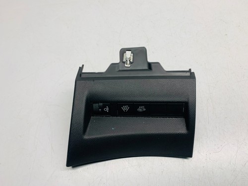 Peugeot 208 headlight - peugeot,