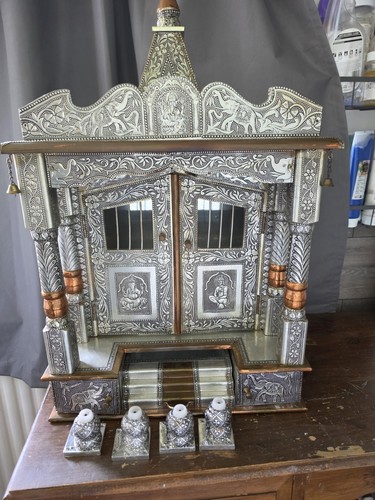 Beautiful decorative hindu - ✨,