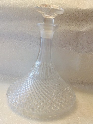 Decanter vintage cut glass - decanter,