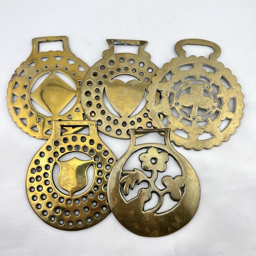 Brass horse medallion antique - brass,