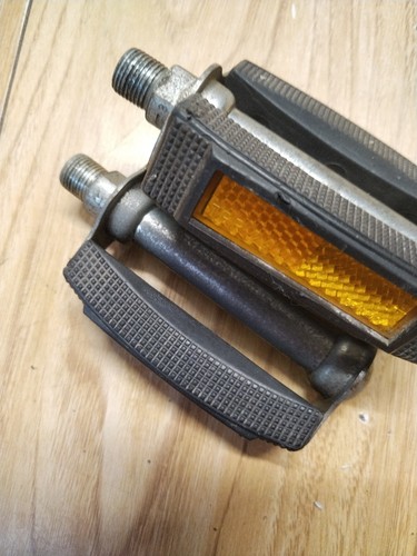 Retro union pedals - retro,