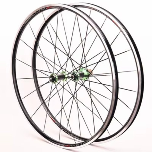 700c road bike - wheels, carbon